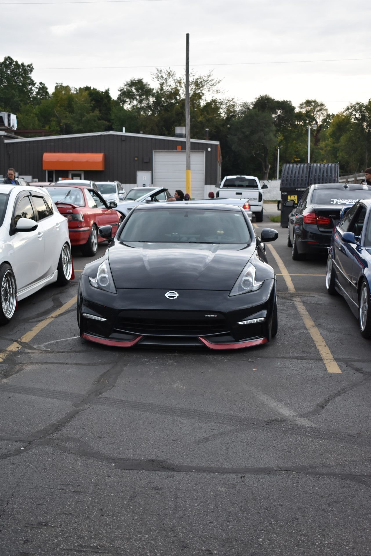 Nissan 370z front