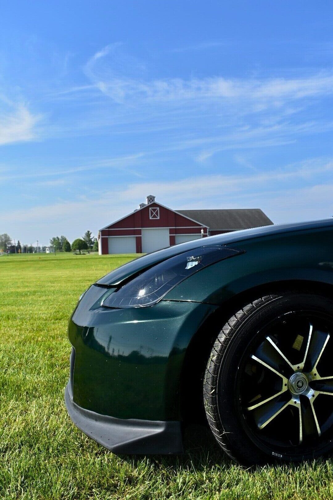 Nissan 350z front side